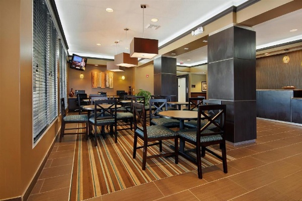 Best Western Plus Seawall Inn & Suites By The Beach image 18